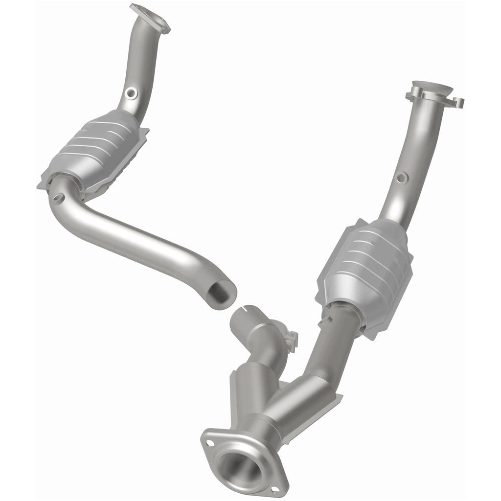 MagnaFlow Exhaust Products 49580 OEM Grade Direct-Fit Catalytic Converter for Select Chevrolet SSR