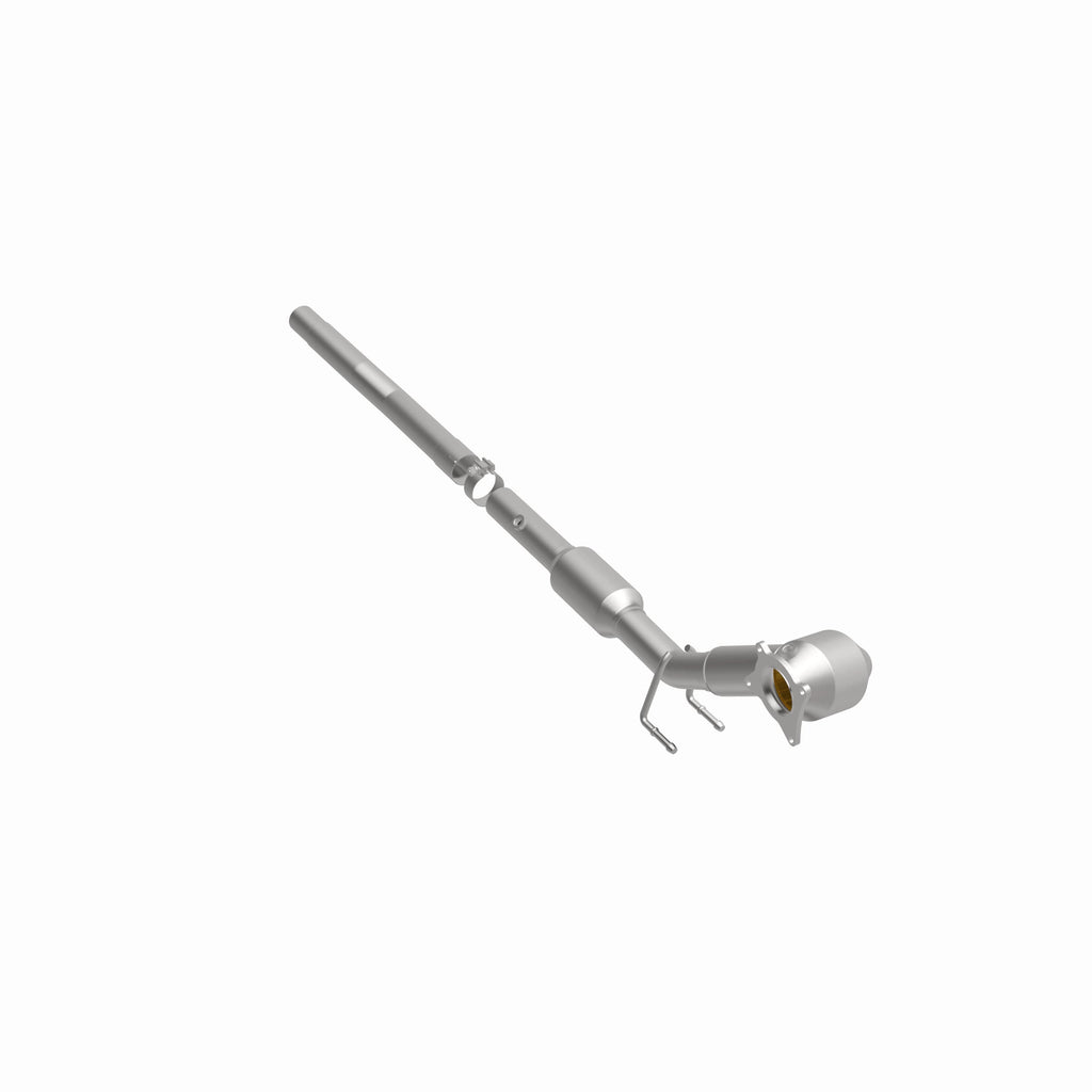 MagnaFlow Exhaust Products 52281 OEM Grade Direct-Fit Catalytic Converter for Select Volkswagen Beetle, Volkswagen CC, Volkswagen Jetta, Volkswagen Passat