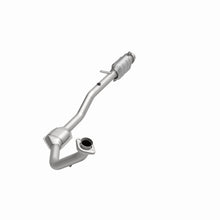 Load image into Gallery viewer, MagnaFlow Exhaust Products 447119 California CARB Direct-Fit Catalytic Converter for Select Ford Explorer, Mercury Mountaineer