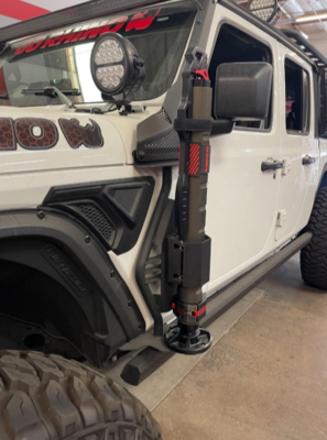 Go Rhino 701005T El Gato EG1 Hydraulic Jack - Exterior Mount: Jeep Wrangler JL, JLU, Gladiator JT for Select Jeep Gladiator, Jeep Wrangler