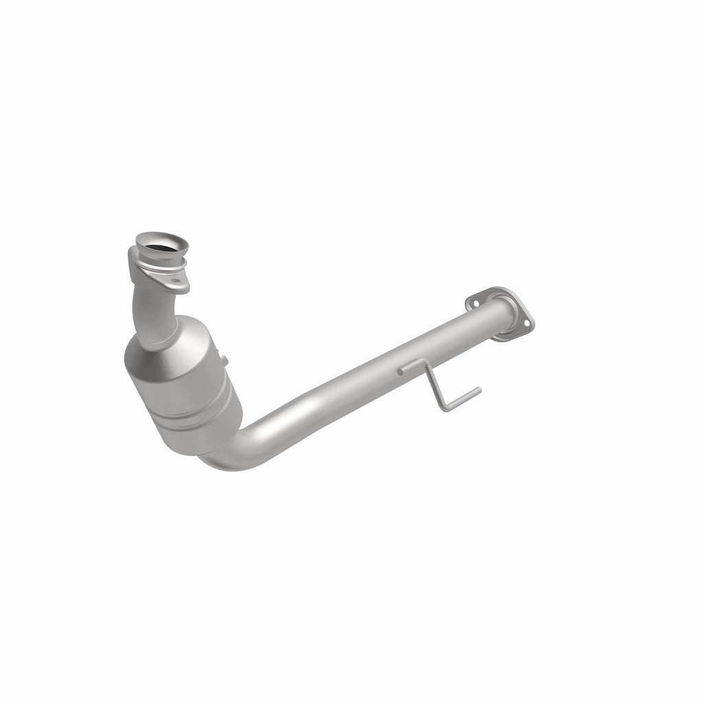 MagnaFlow Exhaust Products 49691 OEM Grade Direct-Fit Catalytic Converter for Select Jeep Wrangler