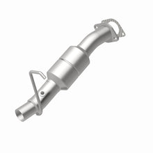 Load image into Gallery viewer, MagnaFlow Exhaust Products 49006 OEM Grade Direct-Fit Catalytic Converter for Select Chevrolet Avalanche 2500, Chevrolet Silverado HD, Chevrolet Silverado HD Classic, Chevrolet Silverado Classic, Chevrolet Suburban 2500, GMC Sierra HD, GMC Sierra HD
