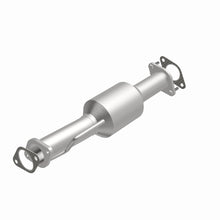 Load image into Gallery viewer, MagnaFlow Exhaust Products 5592579 California CARB Direct-Fit Catalytic Converter for Select Buick Enclave, Chevrolet Traverse, GMC Acadia, Saturn Outlook