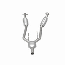 Load image into Gallery viewer, MagnaFlow Exhaust Products 23325 HM Grade Direct-Fit Catalytic Converter for Select Ford Thunderbird, Mercury Cougar
