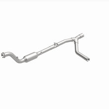 Load image into Gallery viewer, MagnaFlow Exhaust Products 4651597 California CARB Direct-Fit Catalytic Converter for Select Dodge Ram
