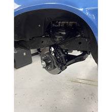 Load image into Gallery viewer, 7081-CamaroFirebird-Rekudo-Jl8-Front-Calipers-Forged-Aluminum-Black-No-Logo