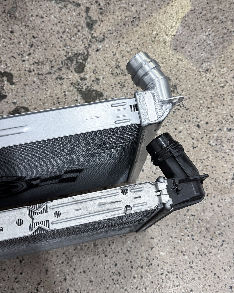CSF Cooling - Racing & High Performance Division 7089 BMW F-Chassis Gen 1 B58 High-Performance All-Aluminum Radiator for Select BMW 230i, BMW 230i xDrive, BMW 330i, BMW 330i GT xDrive, BMW 330i xDrive, BMW 340i, BMW 340i GT xDrive, BMW 340i xDrive, BMW