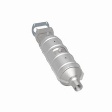 Load image into Gallery viewer, MagnaFlow Exhaust Products 339202 California CARB Direct-Fit Catalytic Converter for Select Ford E-250 Econoline, Ford E-250 Econoline Club Wagon, Ford E-350 Econoline, Ford E-350 Econoline Club Wagon, Ford F-250, Ford F-350