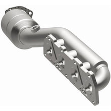 Load image into Gallery viewer, MagnaFlow Exhaust Products 452799 California CARB Manifold Catalytic Converter for Select Volkswagen Passat