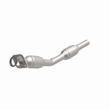 Load image into Gallery viewer, MagnaFlow Exhaust Products 49461 OEM Grade Direct-Fit Catalytic Converter for Select Pontiac Vibe, Toyota Corolla, Toyota Matrix