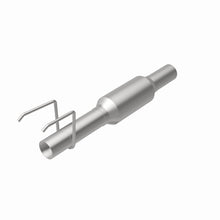 Load image into Gallery viewer, MagnaFlow Exhaust Products 3391292 California CARB Direct-Fit Catalytic Converter for Select Dodge B150, Dodge B1500, Dodge B250, Dodge B2500, Dodge B350, Dodge B3500