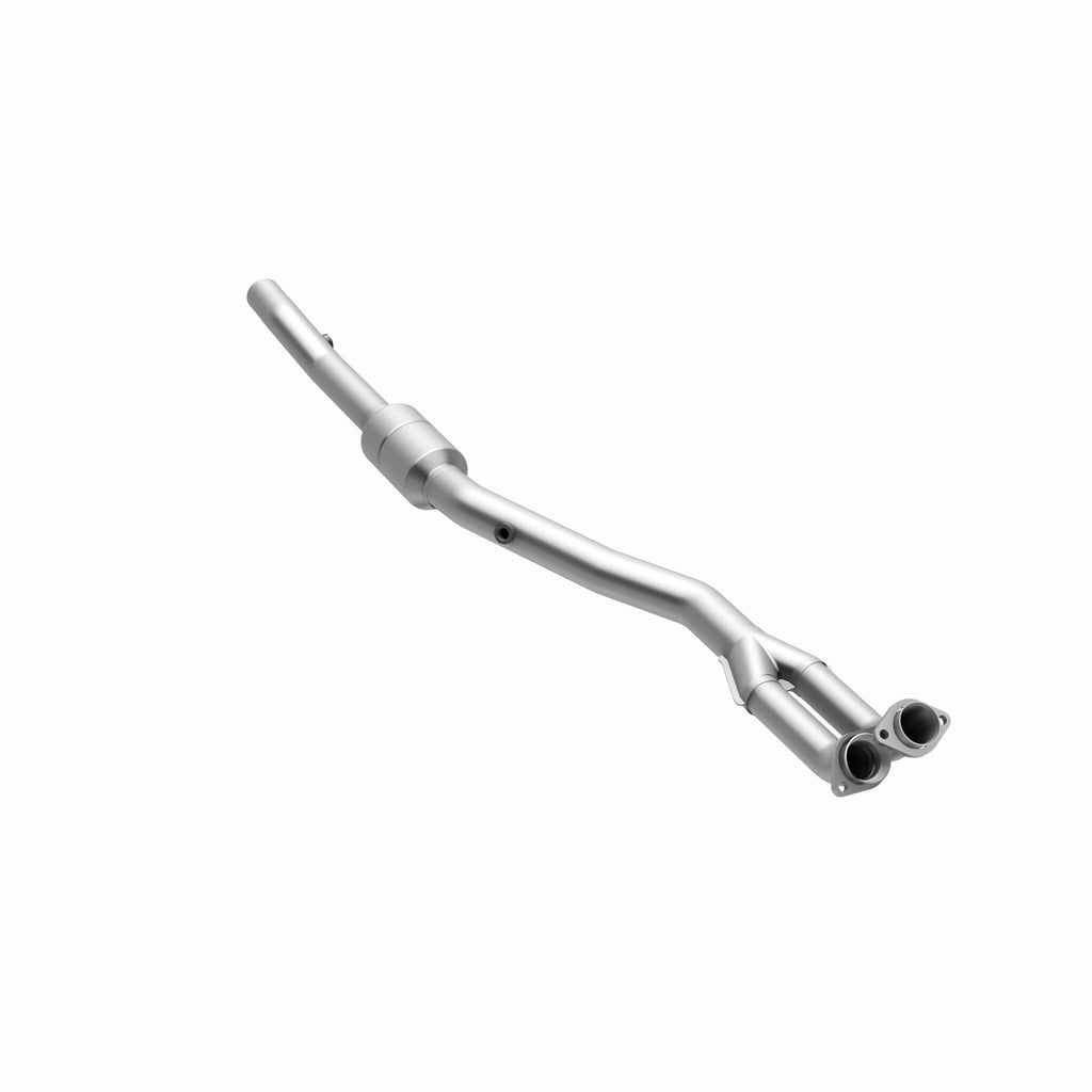 MagnaFlow Exhaust Products 24130 HM Grade Direct-Fit Catalytic Converter for Select BMW 840Ci