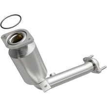 Load image into Gallery viewer, MagnaFlow Exhaust Products 21-373 OEM Grade Direct-Fit Catalytic Converter for Select Ford Five Hundred, Ford Freestyle, Mercury Montego