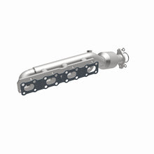 Load image into Gallery viewer, MagnaFlow Exhaust Products 4583381 California CARB Manifold Catalytic Converter for Select INFINITI QX56, Nissan Pathfinder Armada, Nissan TITAN