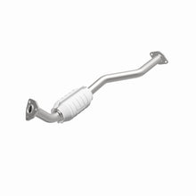 Load image into Gallery viewer, MagnaFlow Exhaust Products 447228 California CARB Direct-Fit Catalytic Converter for Select Nissan Frontier