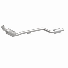 Load image into Gallery viewer, MagnaFlow Exhaust Products 551265 California CARB Direct-Fit Catalytic Converter for Select Mercedes-Benz C280, Mercedes-Benz C350, Mercedes-Benz CLK350