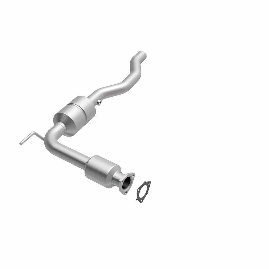 MagnaFlow Exhaust Products 51342 OEM Grade Direct-Fit Catalytic Converter for Select Volkswagen EuroVan