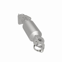 Load image into Gallery viewer, MagnaFlow Exhaust Products 5582668 California CARB Direct-Fit Catalytic Converter for Select Nissan Frontier, Nissan NV1500, Nissan NV2500, Nissan NV3500, Nissan Pathfinder, Nissan Xterra, Suzuki Equator