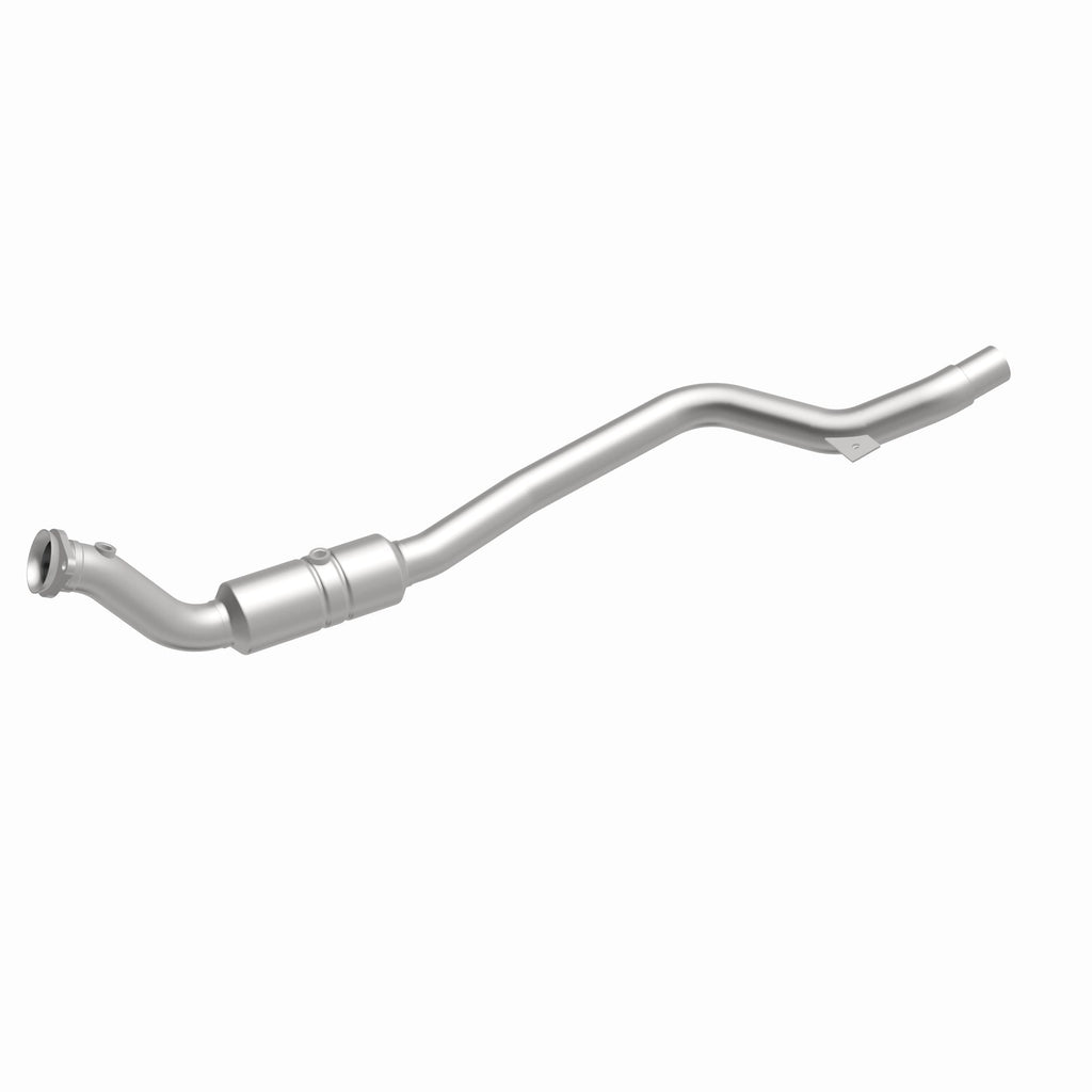 MagnaFlow Exhaust Products 52100 OEM Grade Direct-Fit Catalytic Converter for Select Chrysler 300, Dodge Challenger, Dodge Charger