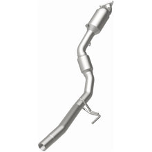 Load image into Gallery viewer, MagnaFlow Exhaust Products 5551411 California CARB Direct-Fit Catalytic Converter for Select Volkswagen Touareg