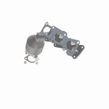 Load image into Gallery viewer, MagnaFlow Exhaust Products 52310 OEM Grade Manifold Catalytic Converter for Select Kia Sorento