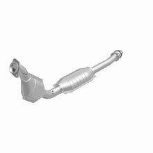 Load image into Gallery viewer, MagnaFlow Exhaust Products 454001 California CARB Direct-Fit Catalytic Converter for Select Ford Crown Victoria, Lincoln Town Car, Mercury Grand Marquis, Mercury Marauder