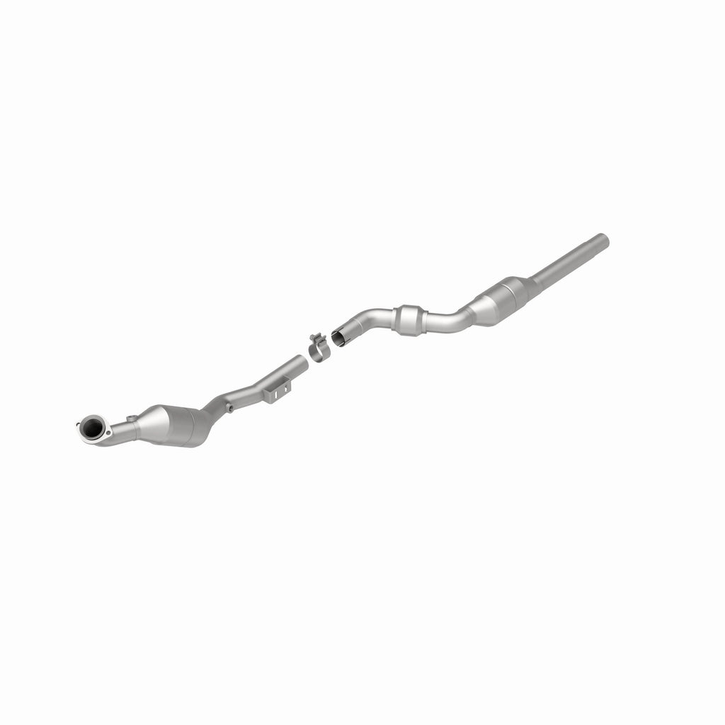 MagnaFlow Exhaust Products 51823 OEM Grade Direct-Fit Catalytic Converter for Select Mercedes-Benz E320