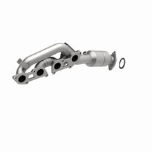 Load image into Gallery viewer, MagnaFlow Exhaust Products 5531881 California CARB Manifold Catalytic Converter for Select Lexus IS F