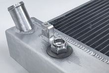 Load image into Gallery viewer, CSF Cooling - Racing &amp; High Performance Division 7223 05-13 Chevrolet C6 Corvette Base/Grand Sport/427/Z06 All-Aluminum Radiator for Select Chevrolet Corvette