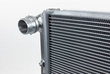 Load image into Gallery viewer, CSF Cooling - Racing &amp; High Performance Division 7227 Porsche 955/957 Cayenne High-Performance All-Aluminum Radiator for Select Audi Q7, Porsche Cayenne, Volkswagen Touareg