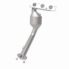 Load image into Gallery viewer, MagnaFlow Exhaust Products 51883 OEM Grade Manifold Catalytic Converter for Select Land Rover Freelander