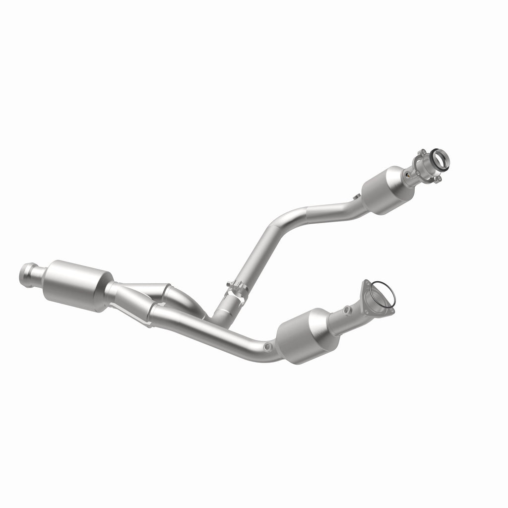 MagnaFlow Exhaust Products 5582642 California CARB Direct-Fit Catalytic Converter for Select Chevrolet Silverado 1500, Chevrolet Suburban, Chevrolet Tahoe, GMC Sierra 1500, GMC Yukon, GMC Yukon XL