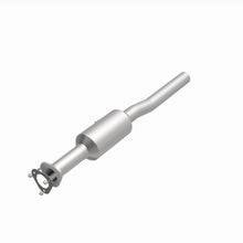 Load image into Gallery viewer, MagnaFlow Exhaust Products 280448 OEM Grade Direct-Fit Catalytic Converter for Select Ford E-450 Super Duty