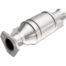 Load image into Gallery viewer, MagnaFlow Exhaust Products 22916 Standard Grade Direct-Fit Catalytic Converter for Select Volkswagen Vanagon