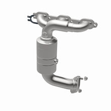 Load image into Gallery viewer, MagnaFlow Exhaust Products 51394 OEM Grade Manifold Catalytic Converter for Select Chrysler Pacifica, Chrysler Sebring, Chrysler Town &amp; Country, Dodge Avenger, Dodge Grand Caravan, Dodge Journey, Volkswagen Routan