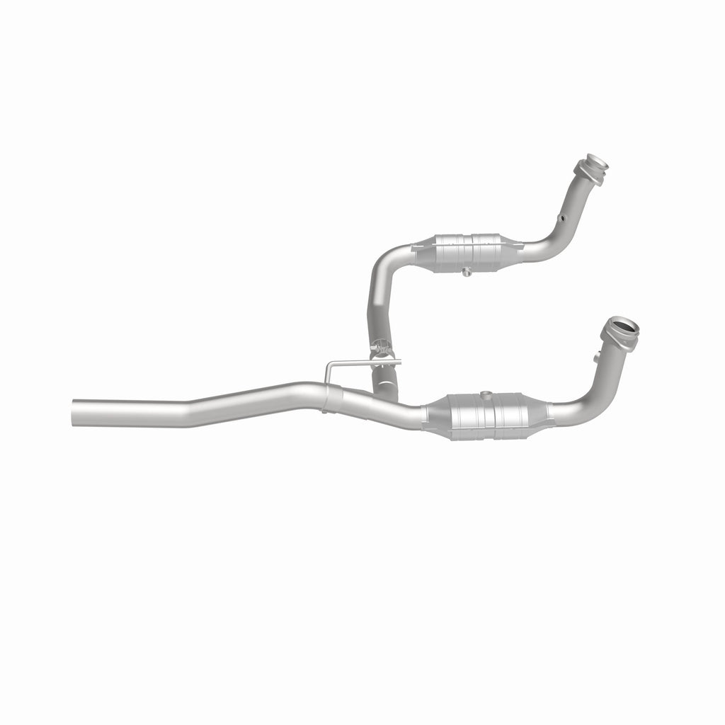 MagnaFlow Exhaust Products 51829 OEM Grade Direct-Fit Catalytic Converter for Select Dodge Nitro
