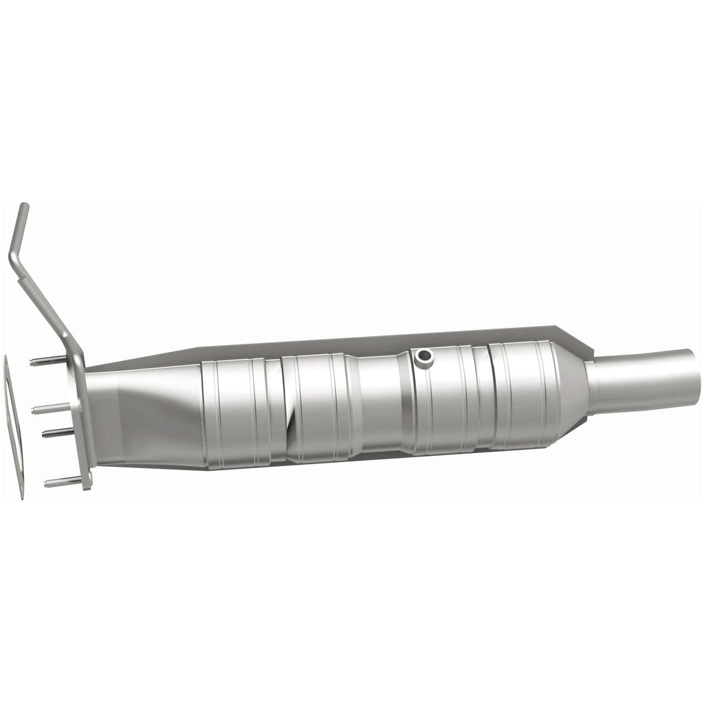 MagnaFlow Exhaust Products 280435 OEM Grade Direct-Fit Catalytic Converter for Select Ford F-53 Motorhome Chassis, Ford F-59 Commercial Stripped Chassis