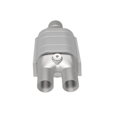 Load image into Gallery viewer, MagnaFlow Exhaust Products 51067 OEM Grade Universal Catalytic Converter for Select Dodge B1500, Dodge B2500, Dodge B3500, Dodge Ram Van, Dodge Ram Van, Dodge Ram Van