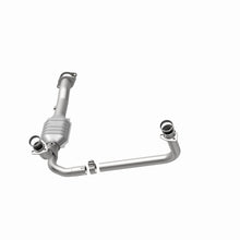Load image into Gallery viewer, MagnaFlow Exhaust Products 4451457 California CARB Direct-Fit Catalytic Converter for Select Chevrolet C1500, Chevrolet C2500, Chevrolet K1500, Chevrolet K2500, GMC C1500, GMC C2500, GMC K1500, GMC K2500