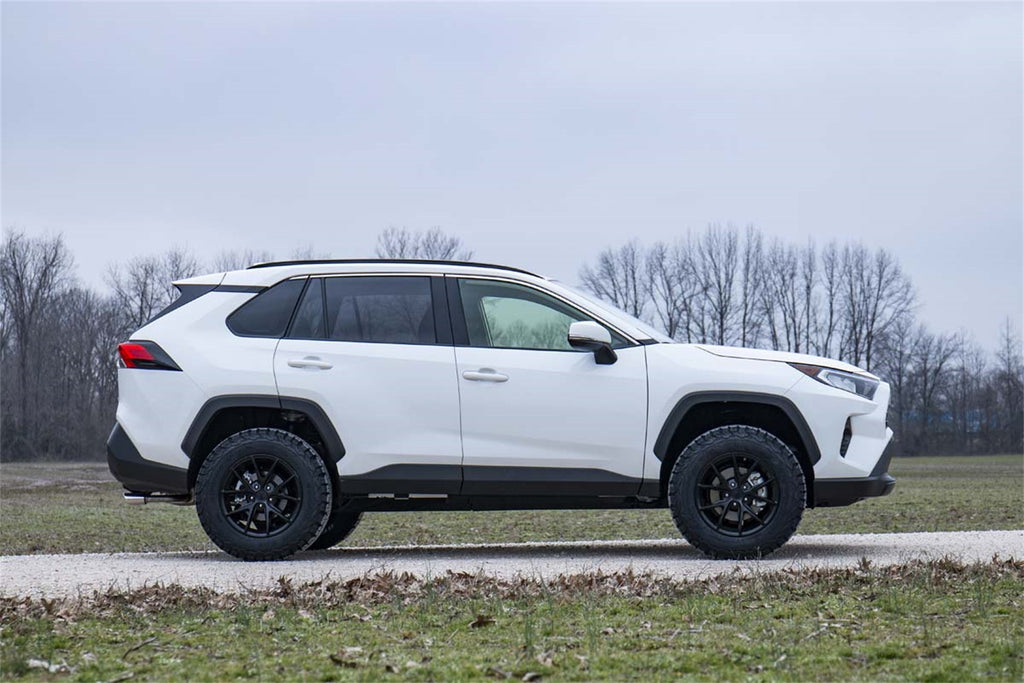 Rough Country 73131 Suspension Lift Kit w/N3 Shocks for Select Toyota RAV4