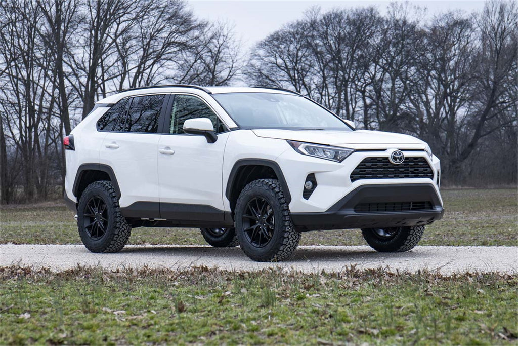Rough Country 73131 Suspension Lift Kit w/N3 Shocks for Select Toyota RAV4