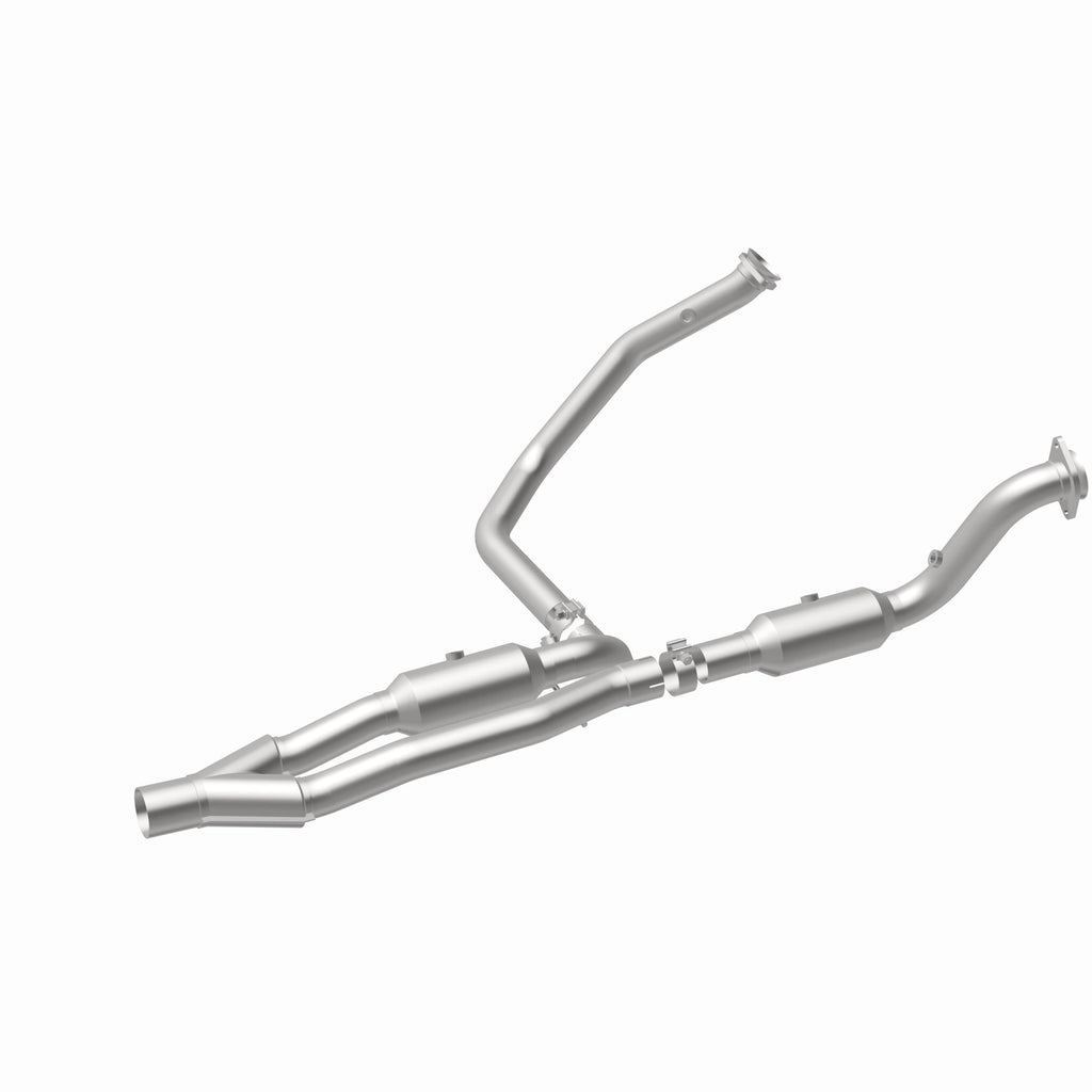 MagnaFlow Exhaust Products 5551457 California CARB Direct-Fit Catalytic Converter for Select Ram