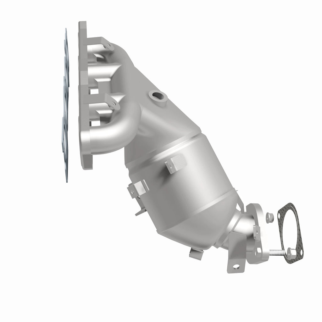 MagnaFlow Exhaust Products 290031 OEM Grade Manifold Catalytic Converter for Select Nissan Kicks, Nissan Versa