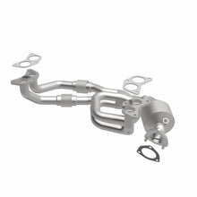 Load image into Gallery viewer, MagnaFlow Exhaust Products 5531447 California CARB Manifold Catalytic Converter for Select Saab 9-2X, Subaru Forester, Subaru Impreza, Subaru Legacy, Subaru Outback
