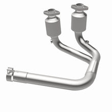 Load image into Gallery viewer, MagnaFlow Exhaust Products 4583386 California CARB Direct-Fit Catalytic Converter for Select Jeep Wrangler
