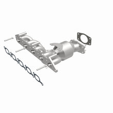 Load image into Gallery viewer, MagnaFlow Exhaust Products 24425 HM Grade Manifold Catalytic Converter for Select Volvo S60, Volvo V70