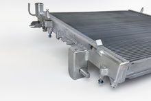 Load image into Gallery viewer, CSF Cooling - Racing &amp; High Performance Division 7340 Jeep Wrangler (JL) &amp; Gladiator (JT) Heavy-Duty All-Aluminum Radiator for Select Jeep Gladiator, Jeep Wrangler