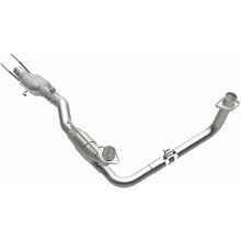 Load image into Gallery viewer, MagnaFlow Exhaust Products 93423 Standard Grade Direct-Fit Catalytic Converter for Select Ford E-150 Econoline, Ford E-150 Econoline Club Wagon