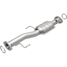 Load image into Gallery viewer, MagnaFlow Exhaust Products 93379 HM Grade Direct-Fit Catalytic Converter for Select Toyota 4Runner