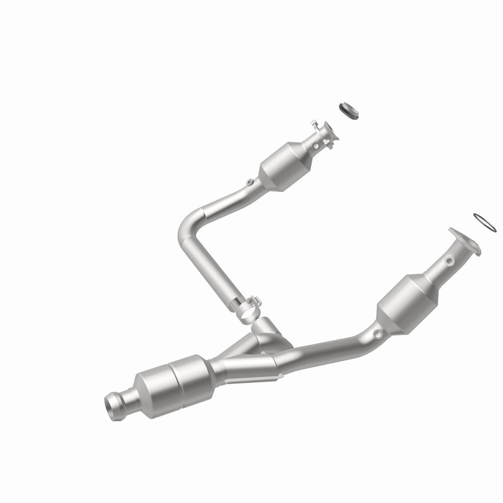 MagnaFlow Exhaust Products 52642 OEM Grade Direct-Fit Catalytic Converter for Select Chevrolet Silverado 1500, Chevrolet Silverado LD, Chevrolet Suburban, Chevrolet Tahoe, GMC Sierra 1500, GMC Sierra Limited, GMC Yukon, GMC Yukon XL